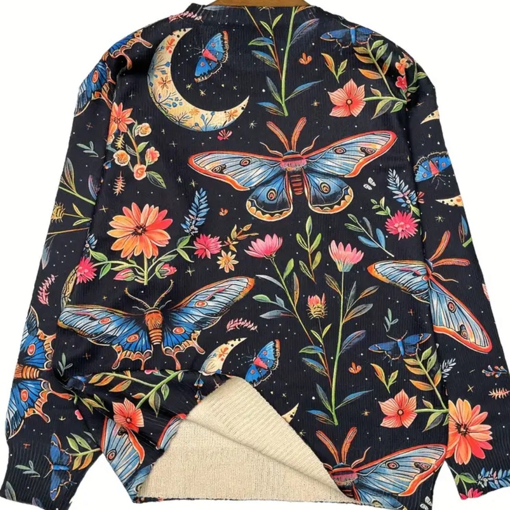 Crescent Moon Sweater - Picture 3 of 5